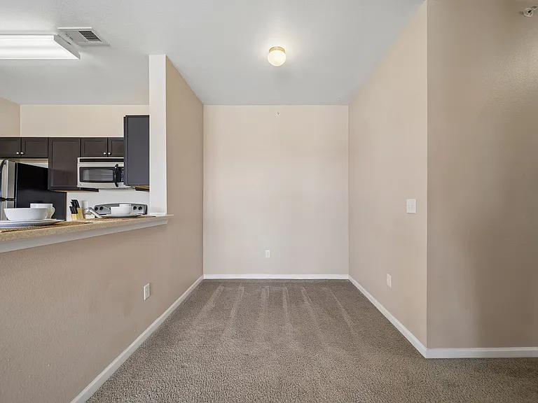 Windscape Apartments — Photo 3