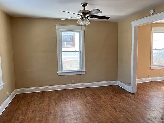 3rd image of 2628 Olive St
