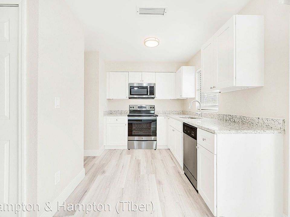 1st image of 8110 Powell Dr