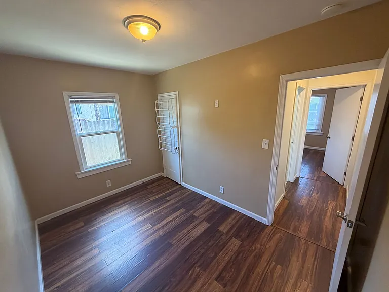 449 Tognazzini Ave — Photo 7