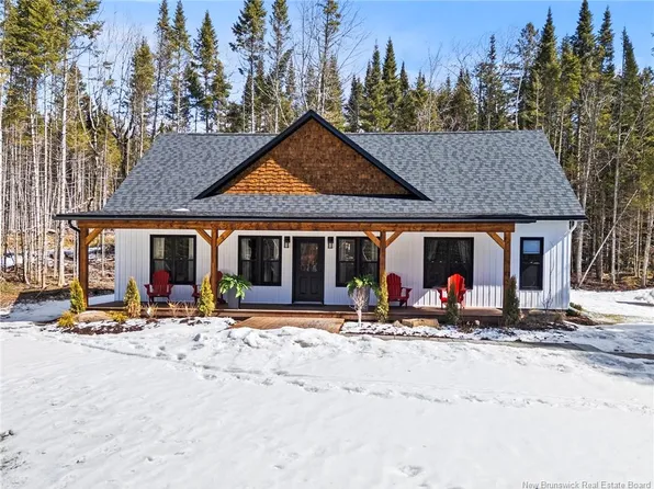 693 English Settlement Rd, Stanley, NB E6C 2B3