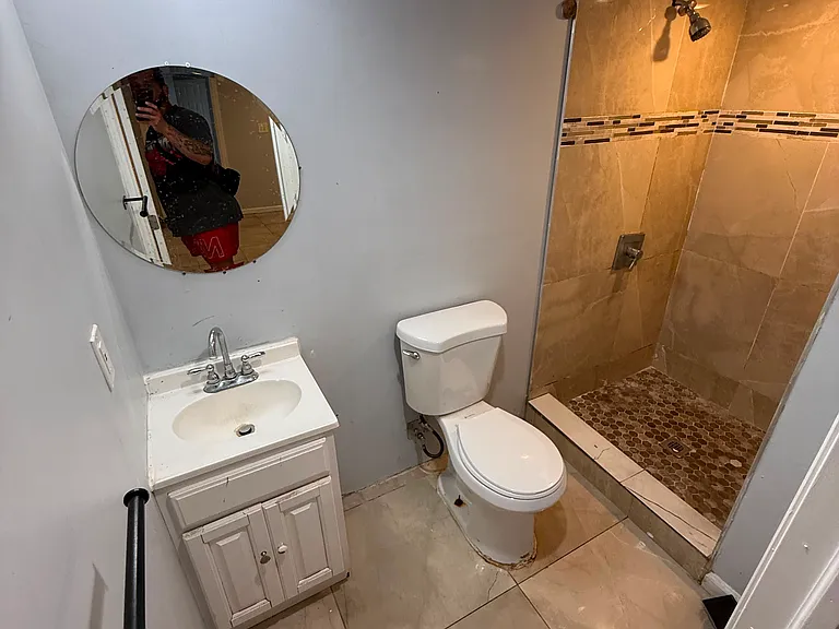 537 S Clinton St #1 — Photo 7