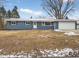 2702 Erin Ln NE, Rochester, MN 55906