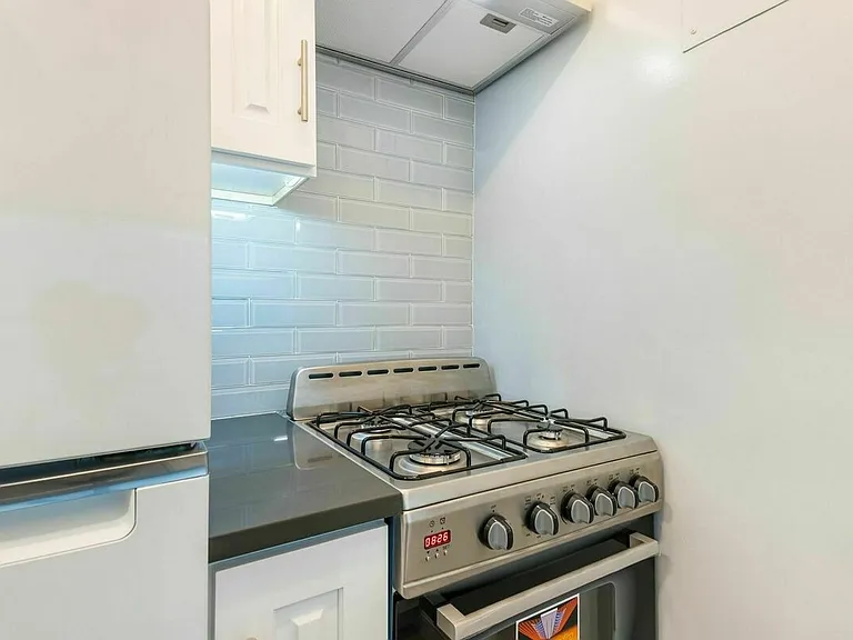 155 E 34th St #11B — Photo 9