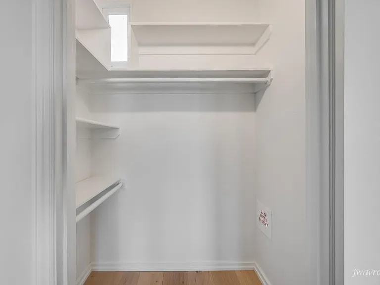 30 Liberty St #6 — Photo 17