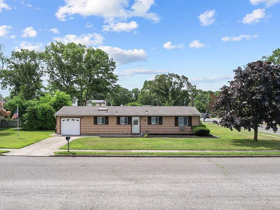 1st image of 34 Windham Lane