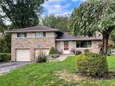 853 Somerville Dr, Pittsburgh, PA, 15243