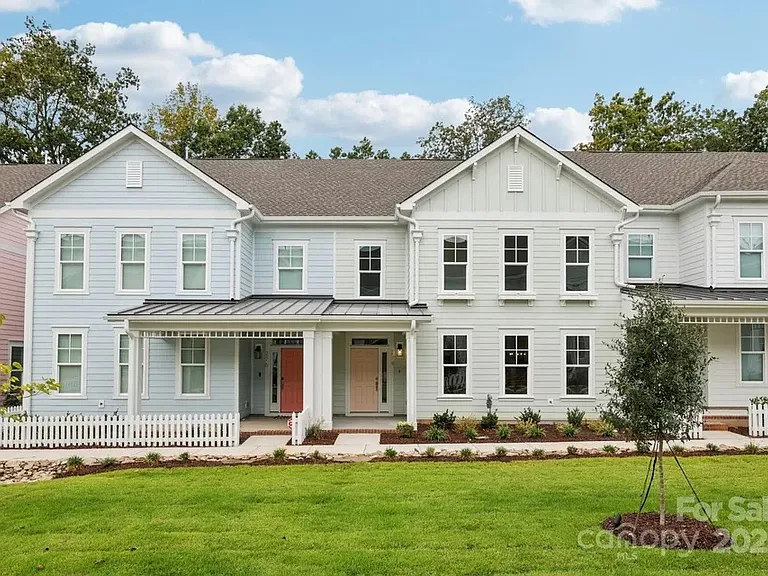 274 Gilead Rd — Photo 1