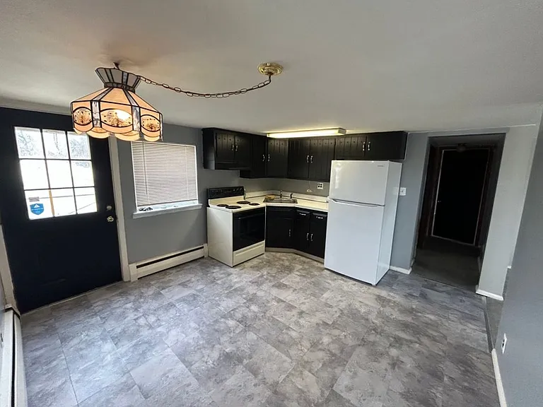 513 Cedar Ave — Photo 3