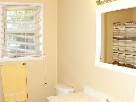 Large Main Bath