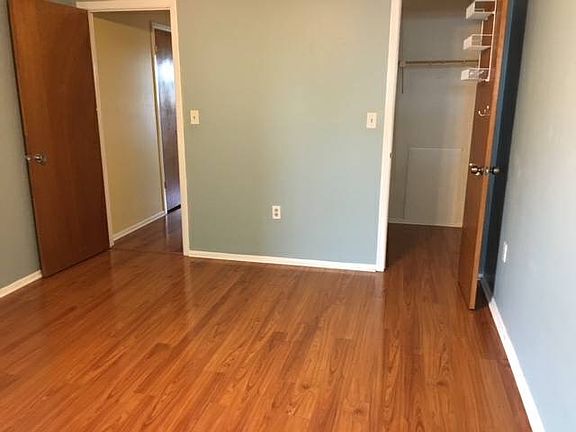 5th image of 5060 76th Ave N APT 512