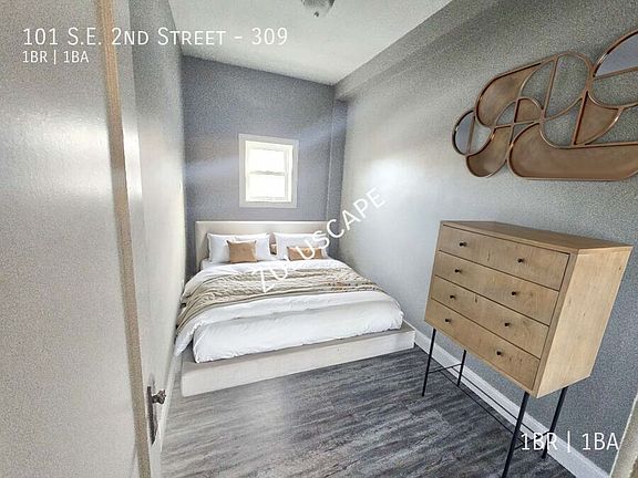 4th image of 101 SE 2nd St #309