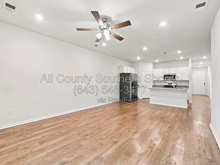 3414 Bells Lake Cir — Photo 17