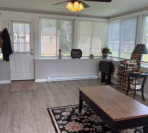 3rd image of 2809 Eldridge Ave