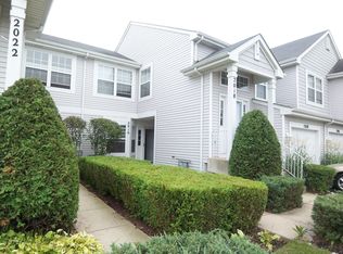 2016 Orchard Ln, Carpentersville, IL 60110