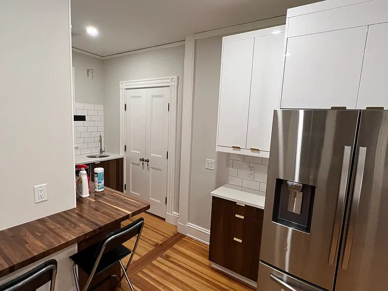 9 Waldeck St — Photo 5