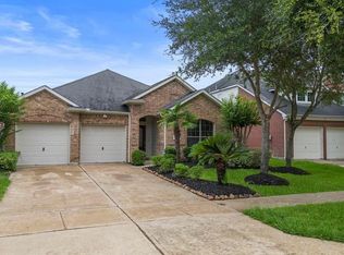 4016 Candle Cove Ct, Sugar Land, TX 77479