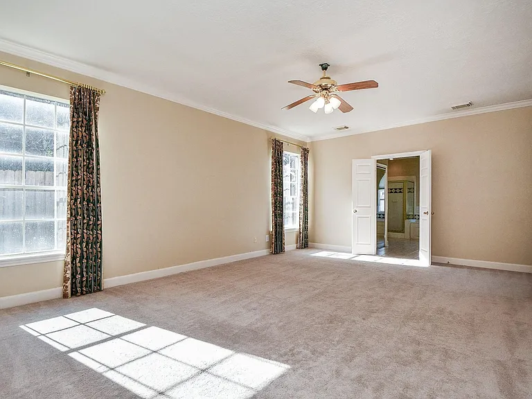 1502 Emerald Springs Ct — Photo 18