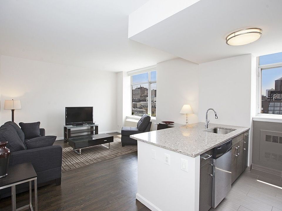 1st image of 160 W 22nd St #1504