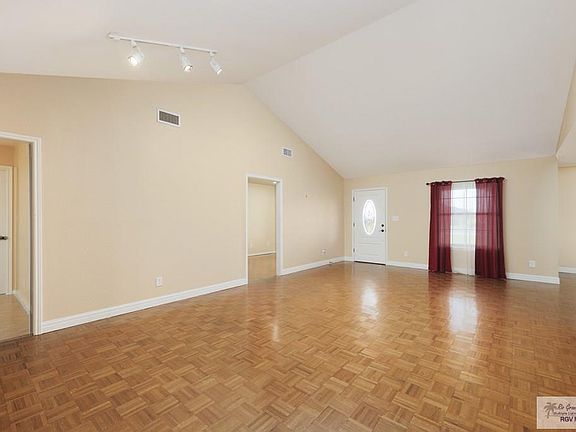 2nd image of 3301 S Palm Court Dr