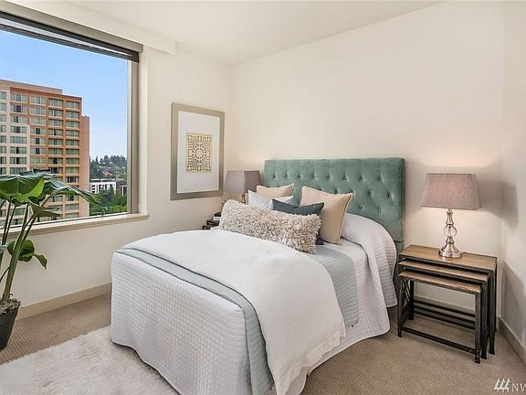 5th image of 10610 NE 9th Pl Unit 1702