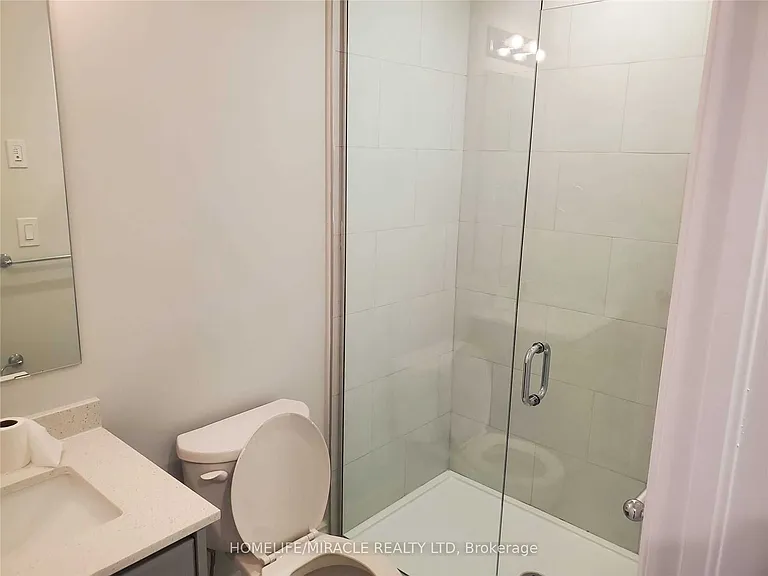 721 Franklin Blvd #103 — Photo 7