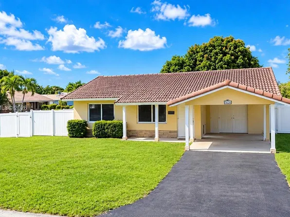 7607 NW 66th Ter, Tamarac, FL 33321