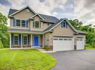 43 Maple Dr, Hazlet, NJ 07730