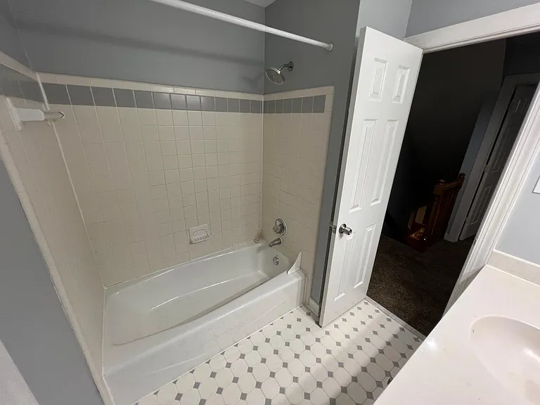 Upstairs hallway bathroom shower