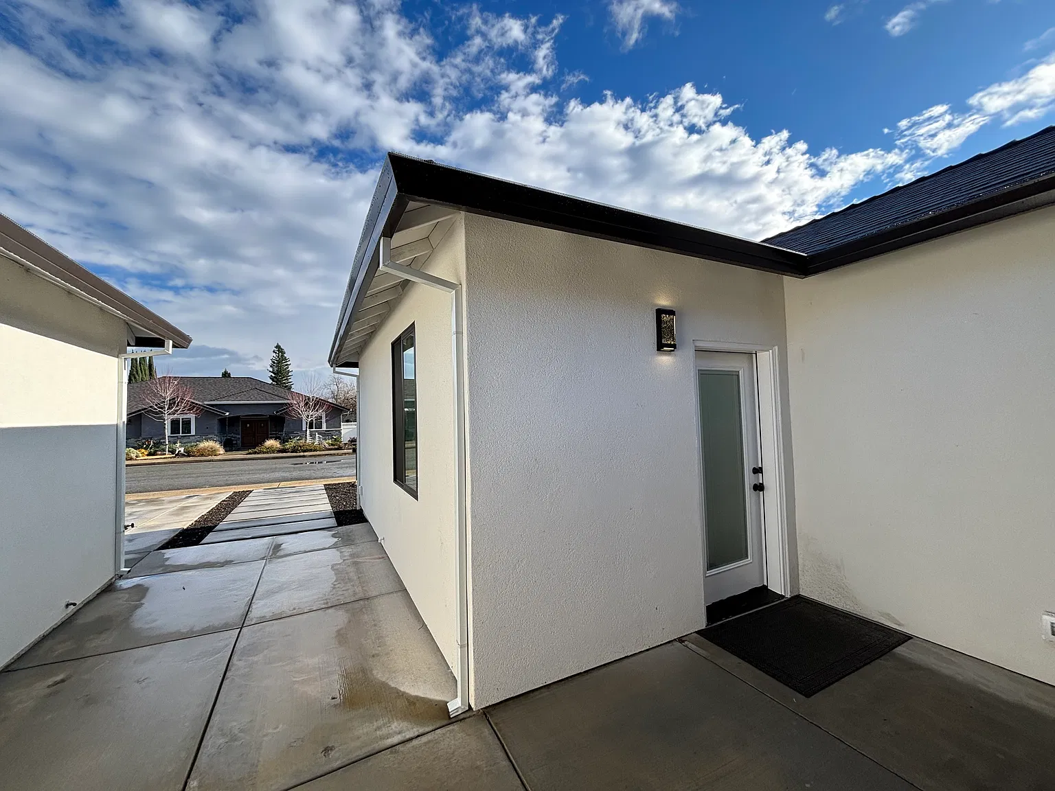 1 bed, 550 sqft, $1,200 — Photo 2