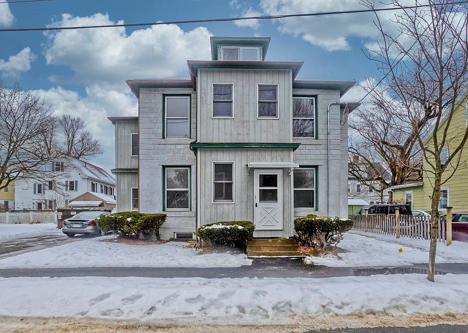 1st image of 22-24 Woodbine Ave