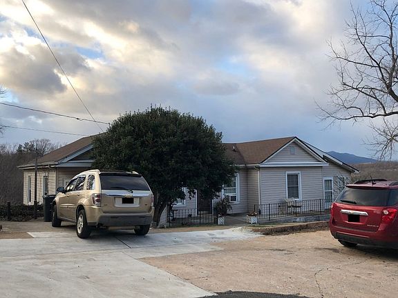 3rd image of 1 Denver Ave