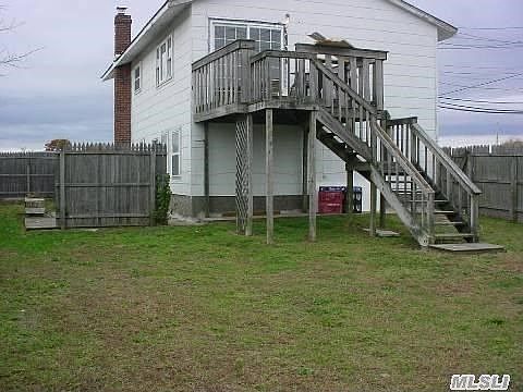 3rd image of 2 Fairlawn Ct