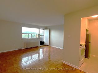 1305 Wilson Ave #807, Toronto, ON M3M 1J2