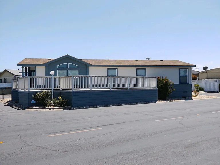 N Highway 1 — Photo 1