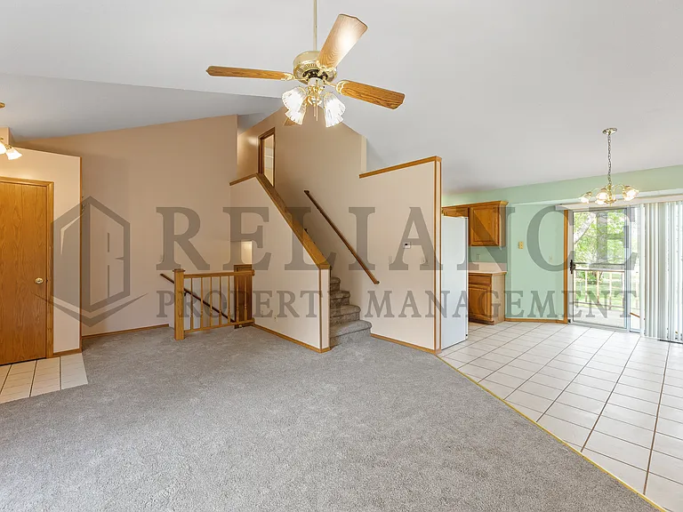 8502 W Westlawn Cir — Photo 6