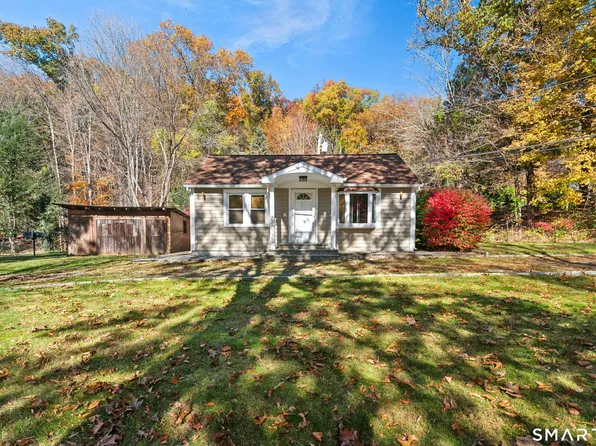85 Manor Road, Southbury, CT 06488