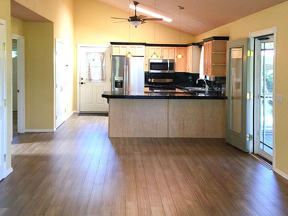 View to the ceramic bar & kitchen