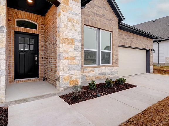 4th image of 156 Twistleaf Dr
