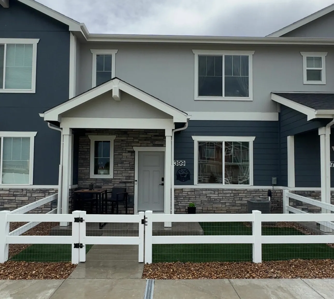 2 bed, 2.5 bath, 1040 sqft, $2,250 — Photo 1