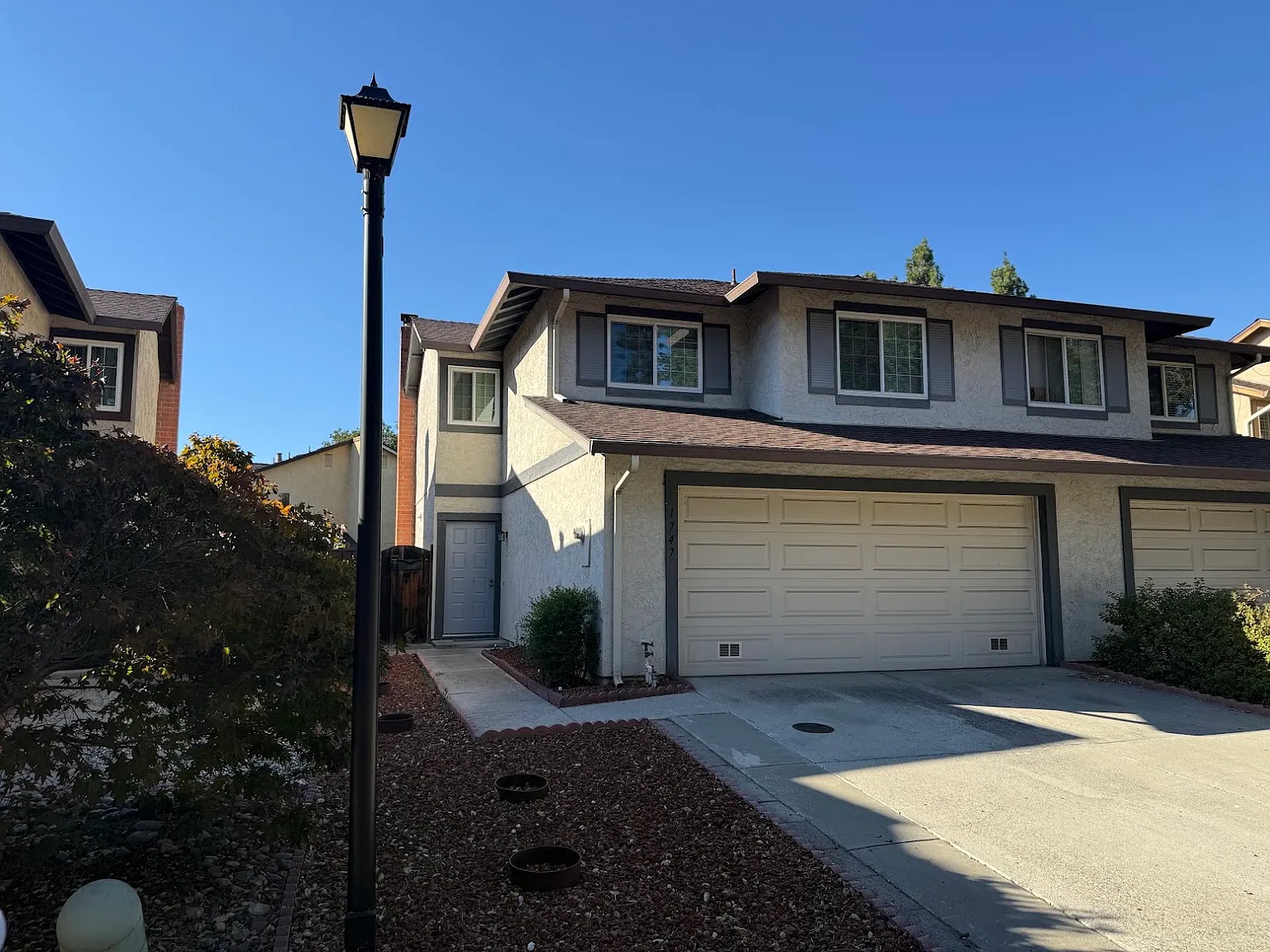 3 bed, 2.5 bath, 1423 sqft, $4,000 — Photo 1