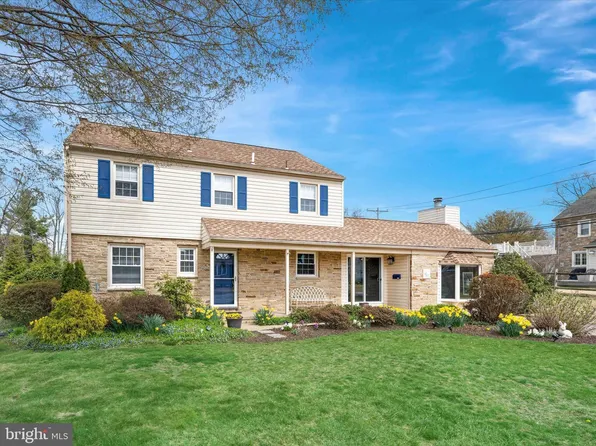 1 Hilltop Rd, Wilmington, DE 19809