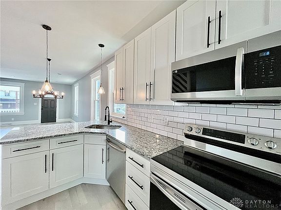 4th image of 6825 Grace Ave