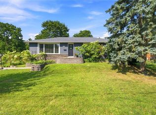 31 Algonquin Ave, Hamilton, ON L9H7K9