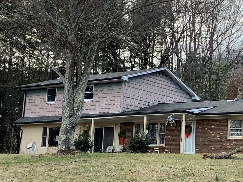 1st image of 299 Sturgill Ln