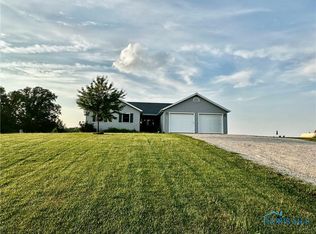 1552 Standley Rd, Defiance, OH 43512