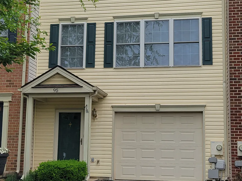 95 Effie Ln