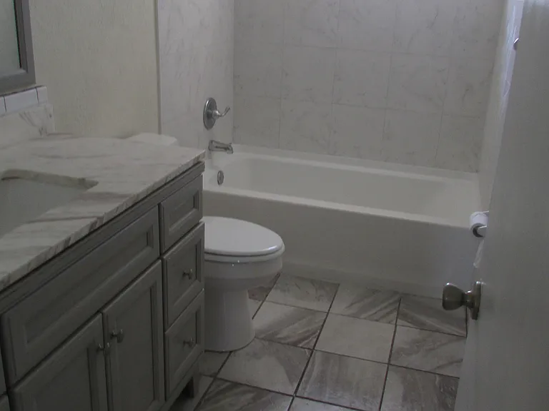 1335 W Evans Cir #A — Photo 7