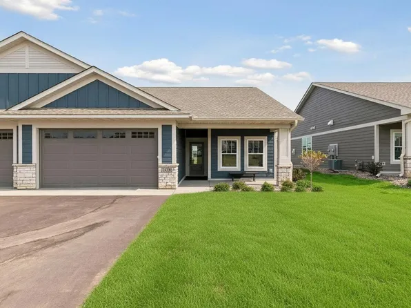 1479 Kenai Pl, River Falls, WI 54022