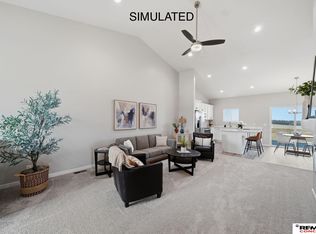 1006 Sand Dunes Rd, Lincoln, NE 68523